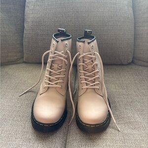 Dr. Martens Zavala Boots in Taupe